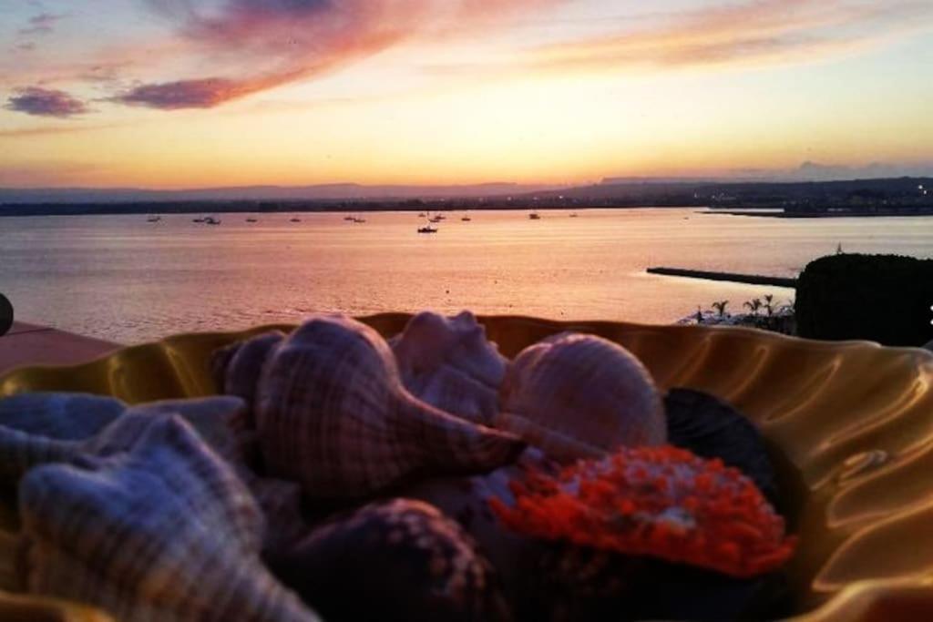 Terrazza Sul Mare Attico "Alfeo E Aretusa" Συρακούσες Εξωτερικό φωτογραφία